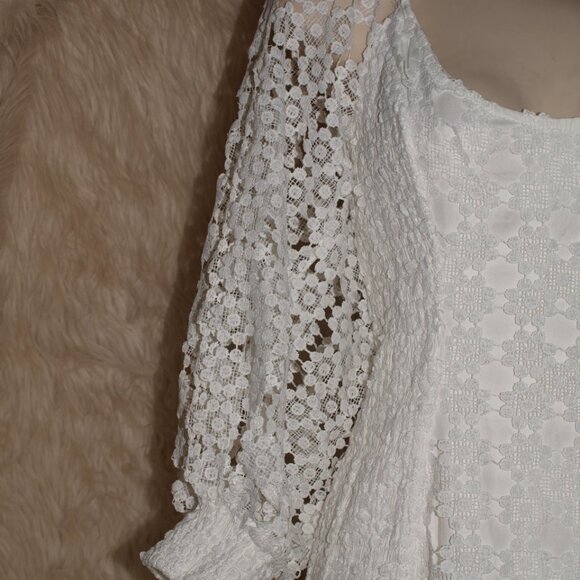 Short Thigh High White Lace DRESS SIZE M By Hello Molly USED FOR PHOTO SHOOTS - Picture 3 of 3